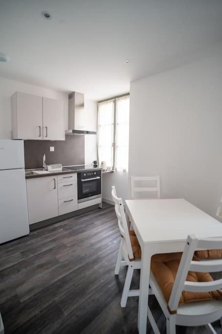 Saint Sauveur Apartment Динан Екстериор снимка