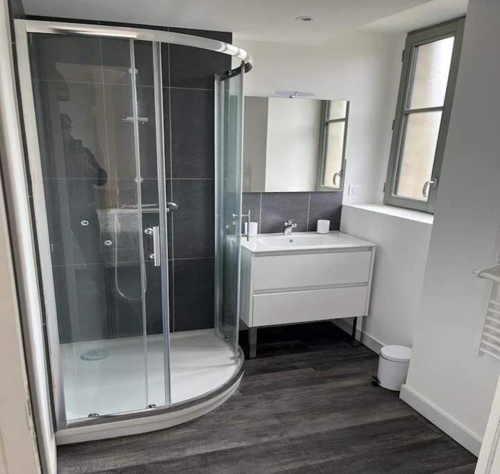Saint Sauveur Apartment Динан Екстериор снимка